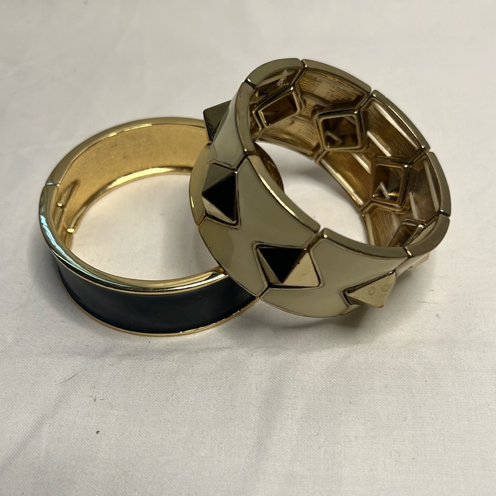 Two Retro color styles bracelet